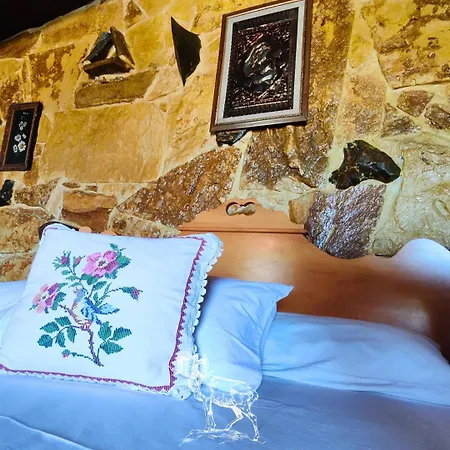 Διαμέρισμα Koumos Stone *